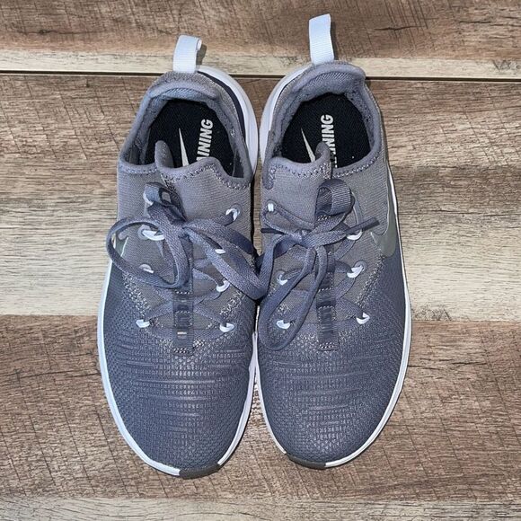 Nike Womens Free TR Gunsmoke Low Top Running Tennis Sneaker Shoes Gray White Siz - Picture 6 of 9